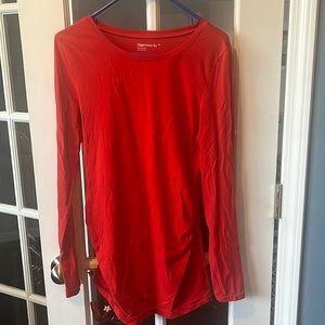 GAP Maternity red long sleeve T shirt